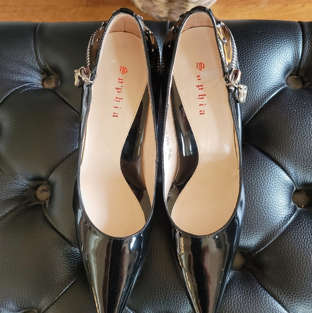 Patent leather high heels